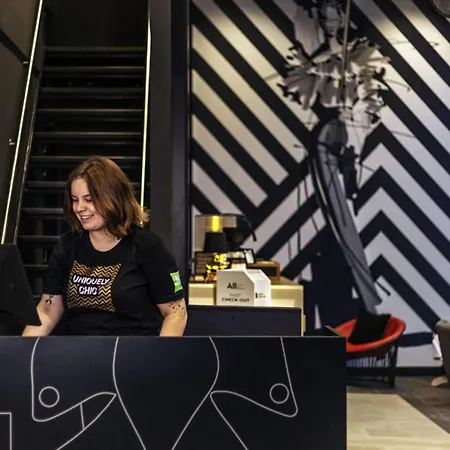 ibis Styles Arnhem Centre-2